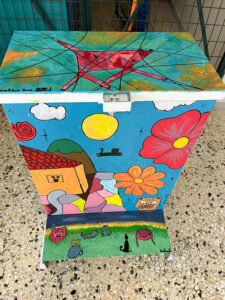 Artamiti Feeder and Water Tube