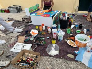 Artamiti Feeder and Water Tube